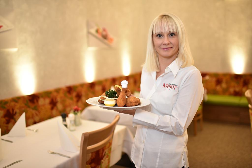 Hotel Restaurant Meyer Kalsdorf bei Graz Εξωτερικό φωτογραφία