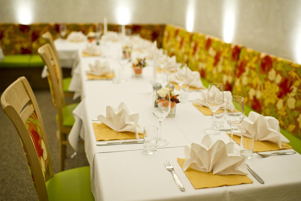 Hotel Restaurant Meyer Kalsdorf bei Graz Εξωτερικό φωτογραφία