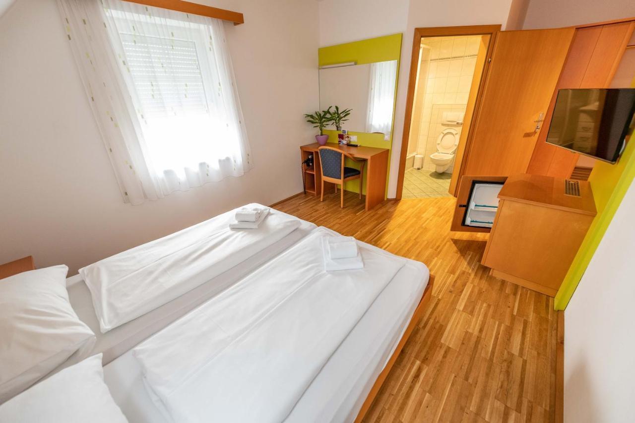 Hotel Restaurant Meyer Kalsdorf bei Graz Εξωτερικό φωτογραφία